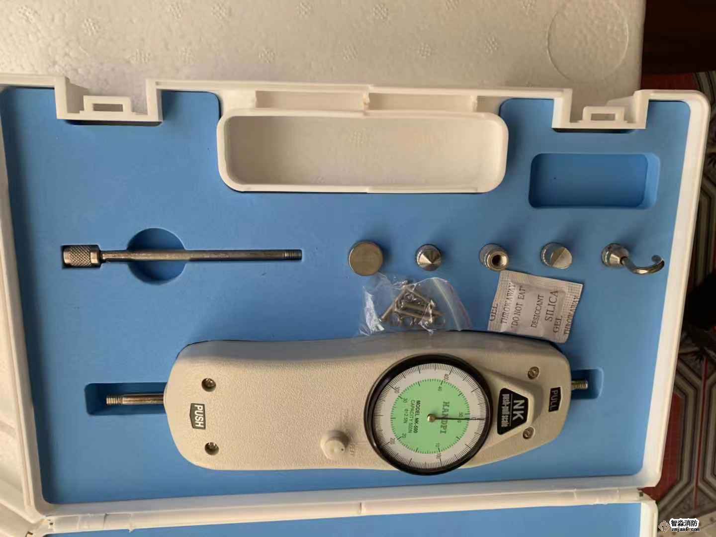 測力計(jì)50N～500N；精度：±0.5％　